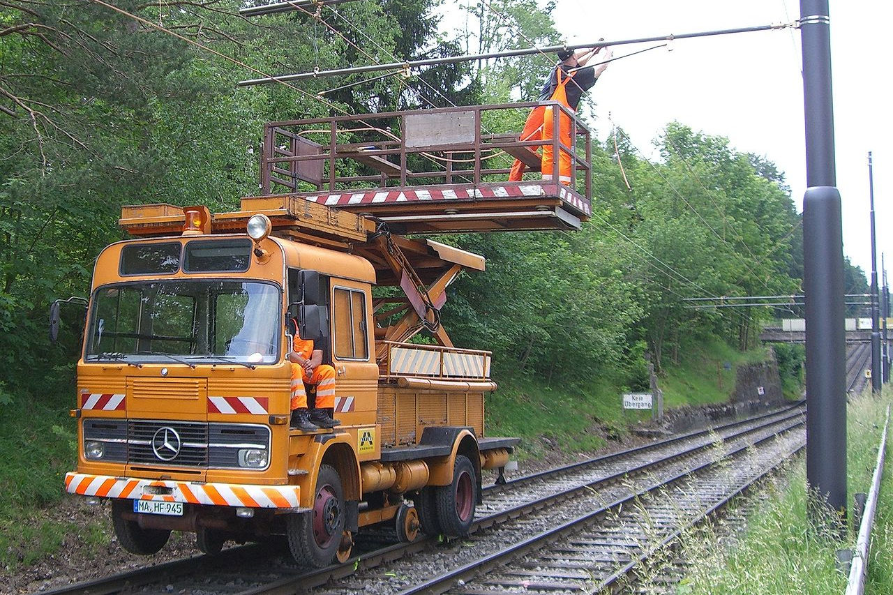 Railway maintenance vehicles, more commonly known as rollbocks.